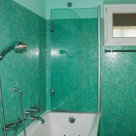 Panorama Lakeview Maggiore By Interhome Сasa de vacaciones Ronco sopra Ascona