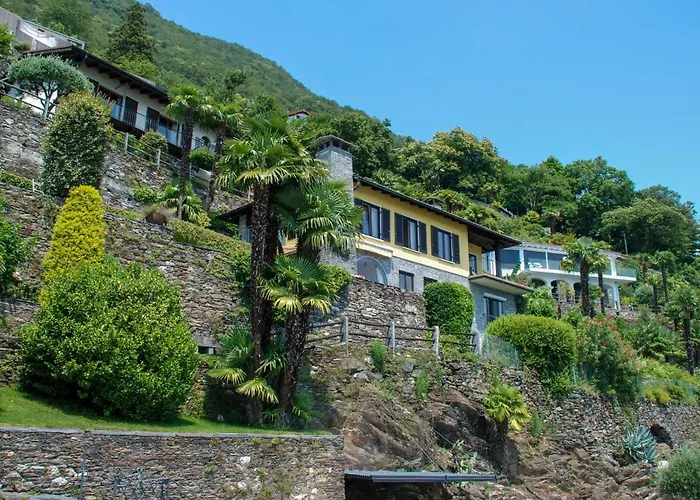 Panorama Lakeview Maggiore By Interhome